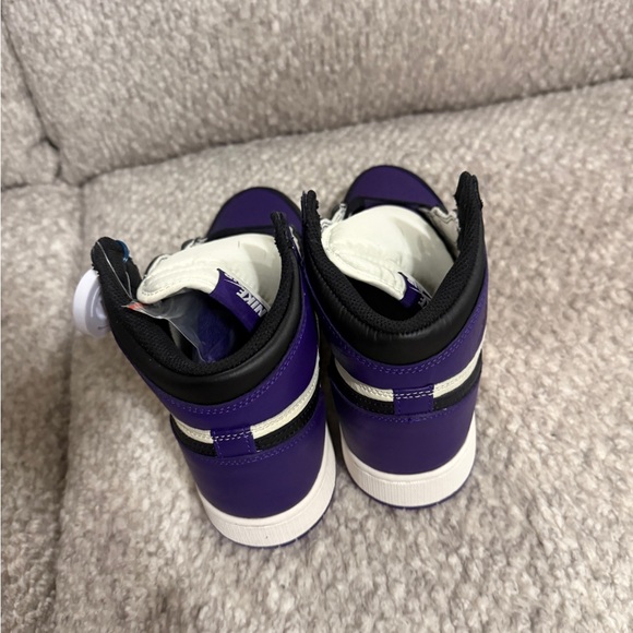 Nike Air Jordan 1 Retro OG Court Purple High-Top Sneakers 6.5Y